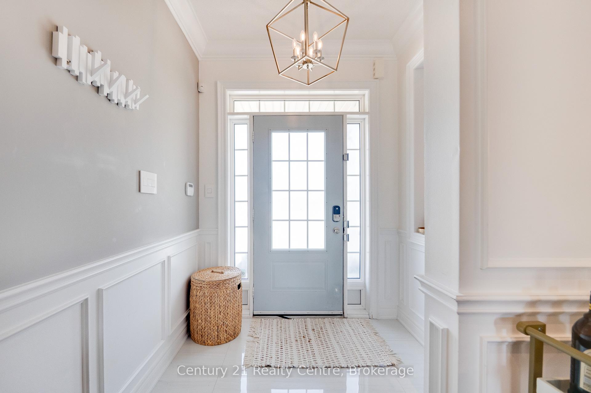 Photo 3 of 741 Wettlaufer Terrace, Milton, Scott — HOMEH