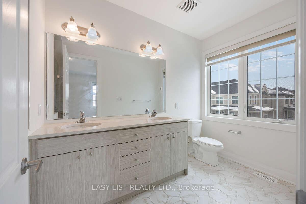 Photo 19 of 10 Navitas Crescent, Markham, Victoria Square — HOMEH
