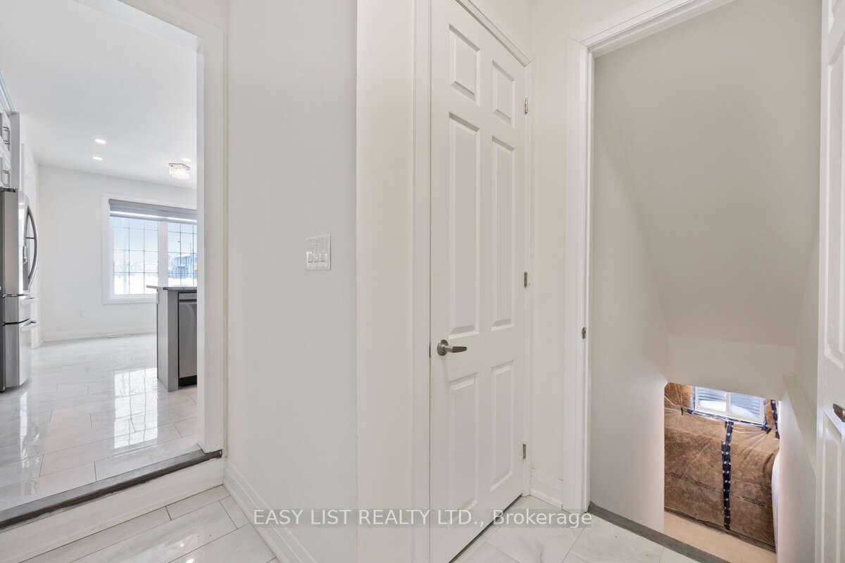 Photo 31 of 10 Navitas Crescent, Markham, Victoria Square — HOMEH