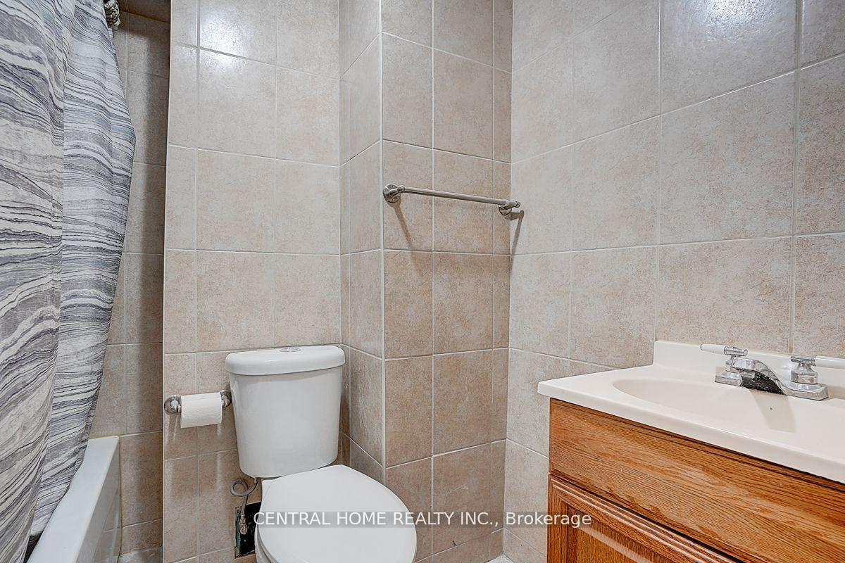 Photo 11 of Unit Bsmt, 47 Stella Drive, Markham, Middlefield — HOMEH
