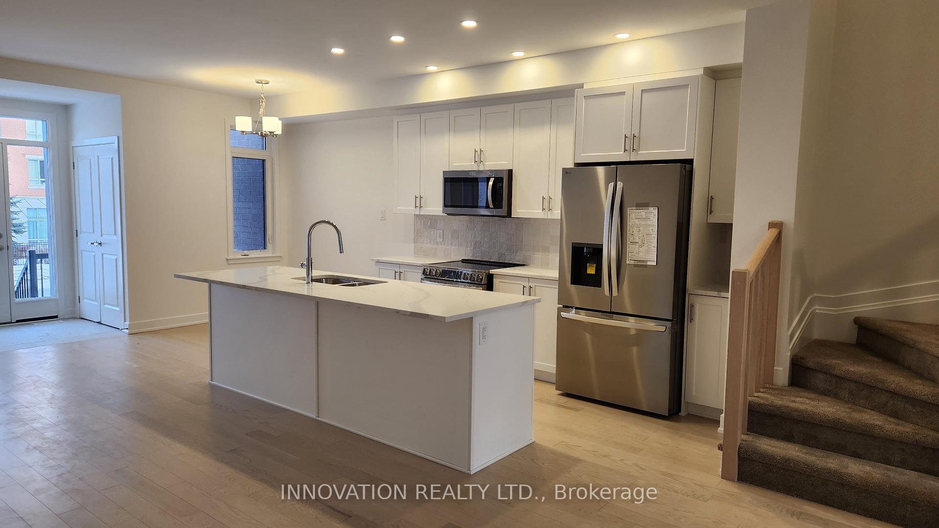 Photo 5 of 815 Anciano Crescent, Ottawa, Kanata - Emerald Meadows/Trailwest — HOMEH