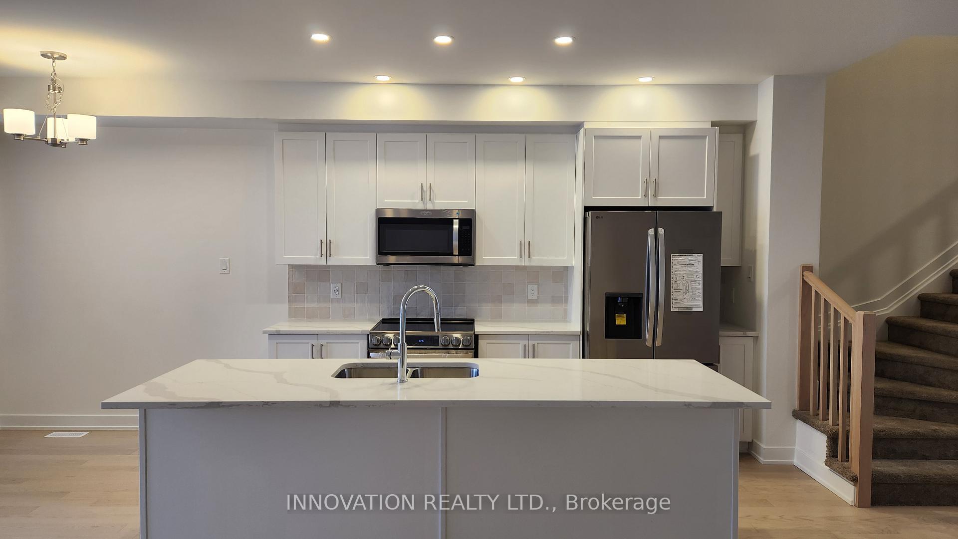Photo 6 of 815 Anciano Crescent, Ottawa, Kanata - Emerald Meadows/Trailwest — HOMEH