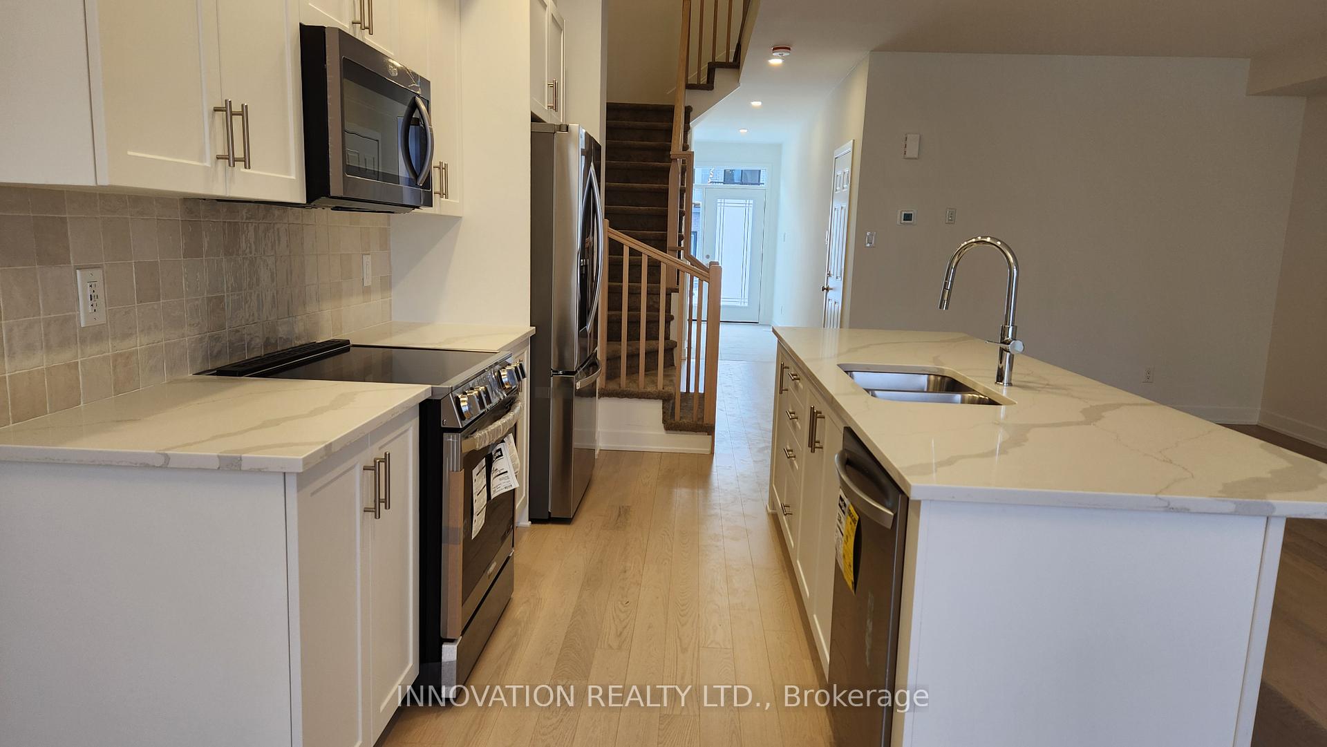 Photo 9 of 815 Anciano Crescent, Ottawa, Kanata - Emerald Meadows/Trailwest — HOMEH