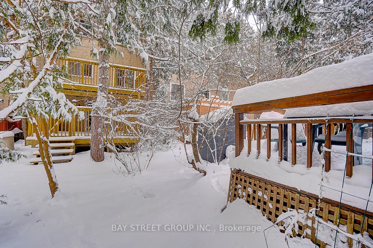 Photo 4 of 193 Cottonwood Court, Markham, Bayview Fairway-Bayview Country Club Estates — HOMEH