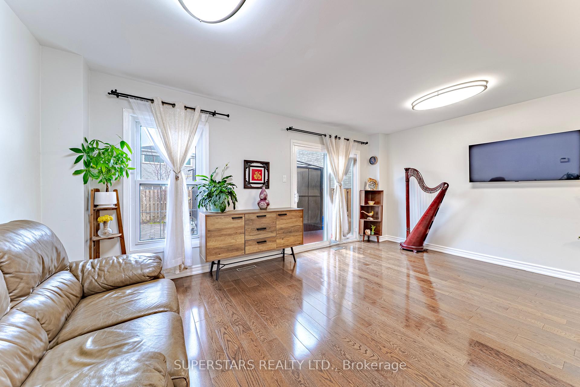 Photo 18 of 15 Harness Circle, Markham, Milliken Mills East — HOMEH