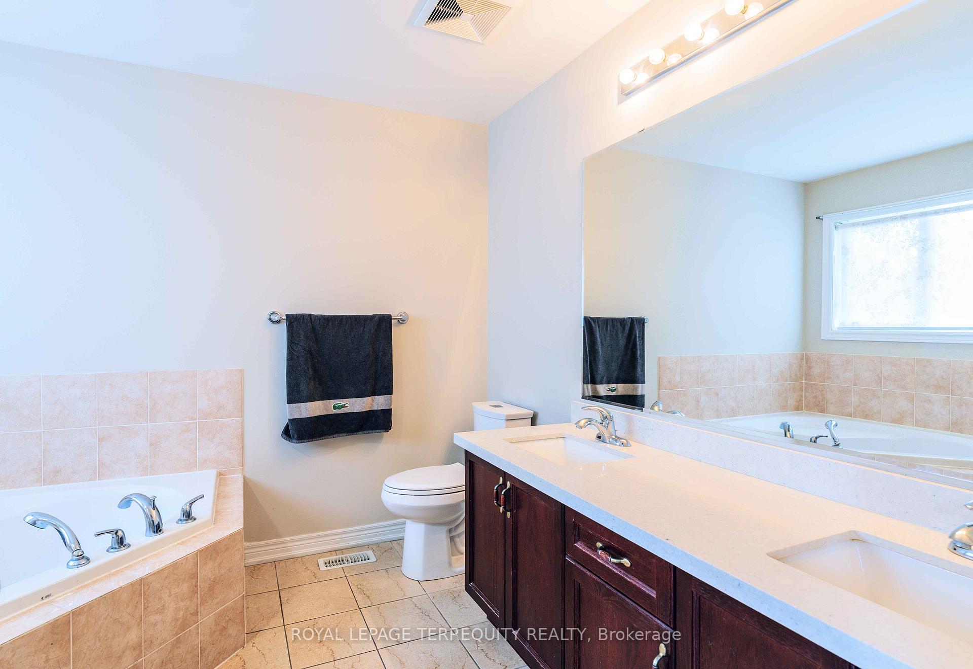Photo 16 of 15 Hermitage Boulevard, Markham, Wismer — HOMEH
