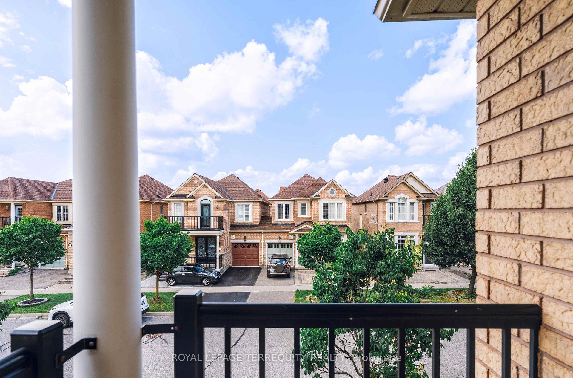 Photo 23 of 15 Hermitage Boulevard, Markham, Wismer — HOMEH