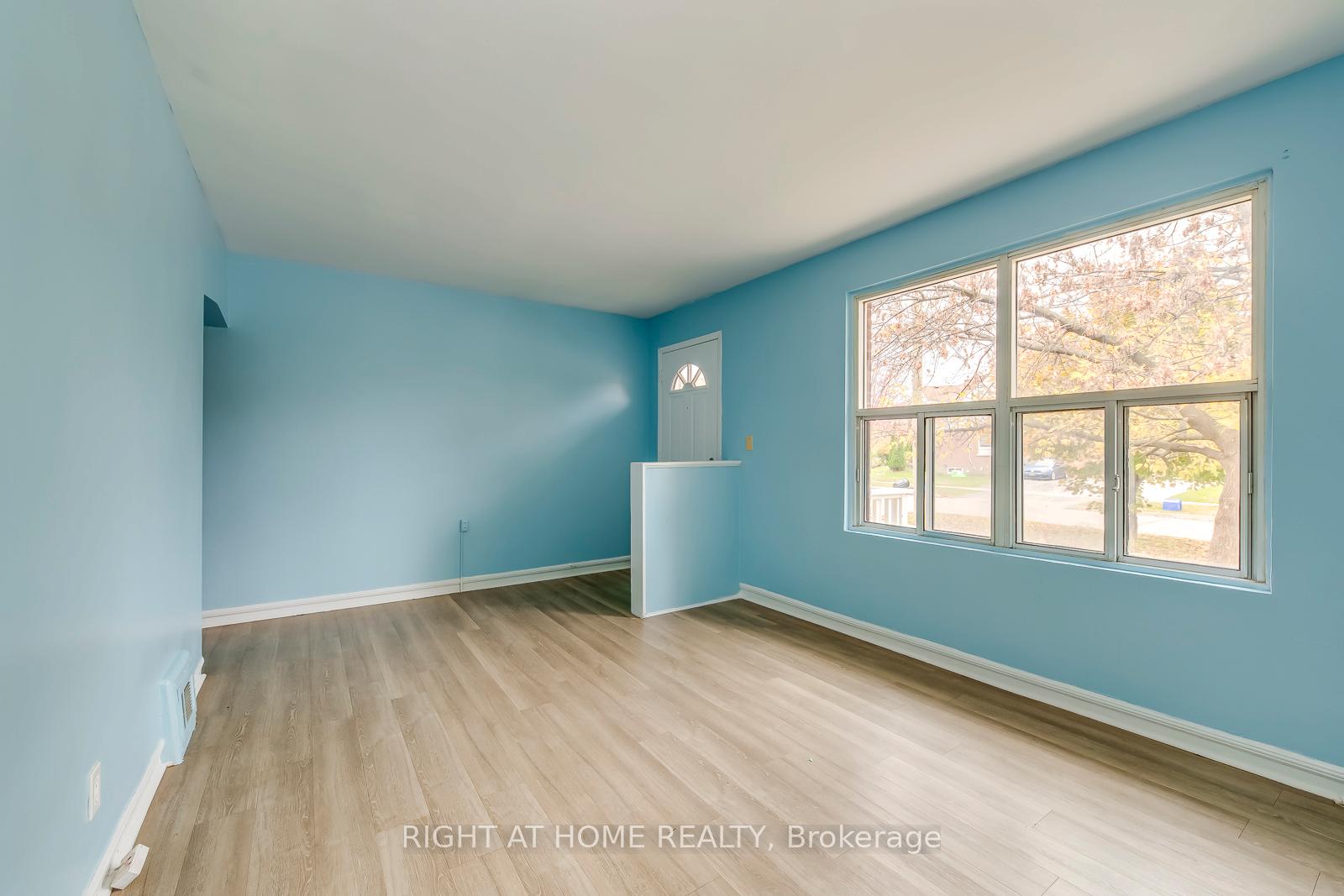 Photo 6 of 98 Armstrong Avenue, Hamilton, McQuesten — HOMEH