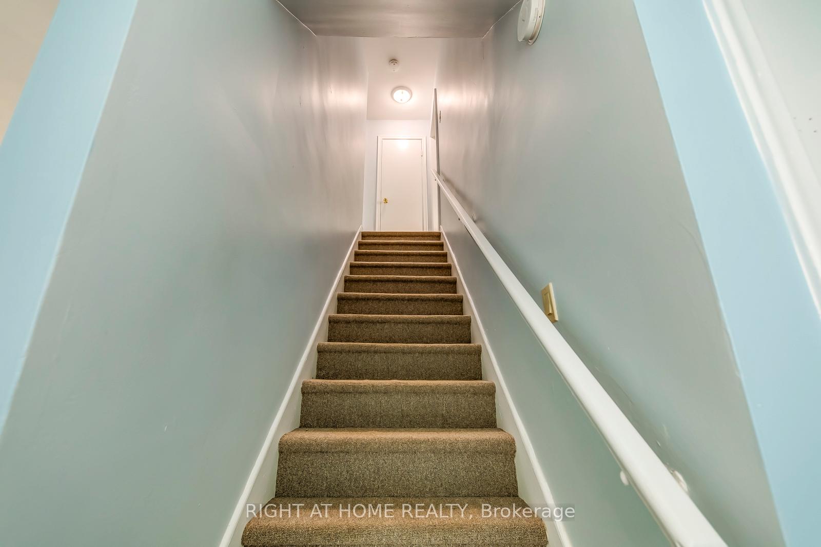Photo 11 of 98 Armstrong Avenue, Hamilton, McQuesten — HOMEH