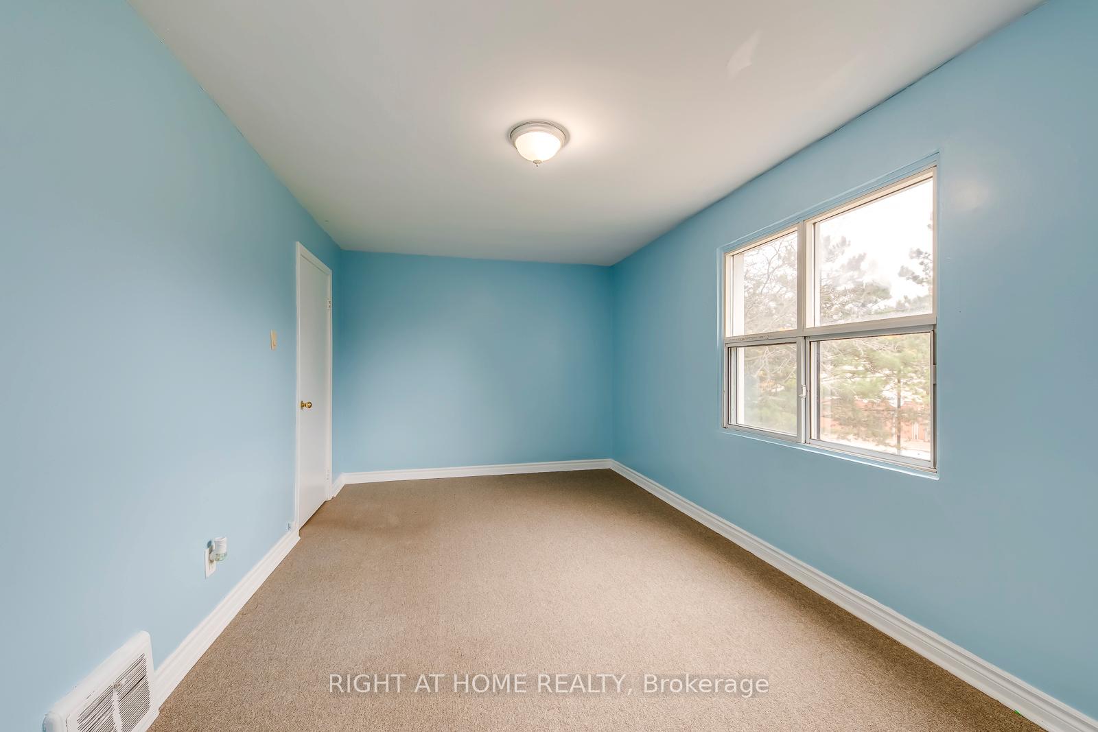Photo 13 of 98 Armstrong Avenue, Hamilton, McQuesten — HOMEH