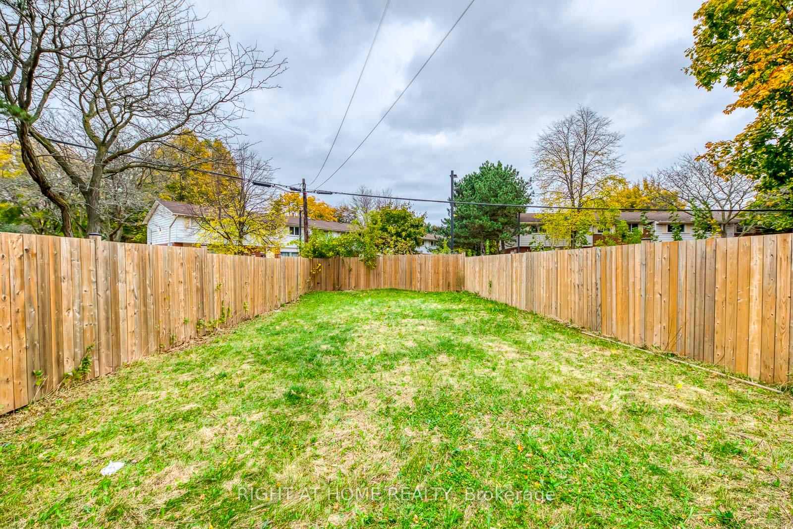Photo 21 of 98 Armstrong Avenue, Hamilton, McQuesten — HOMEH
