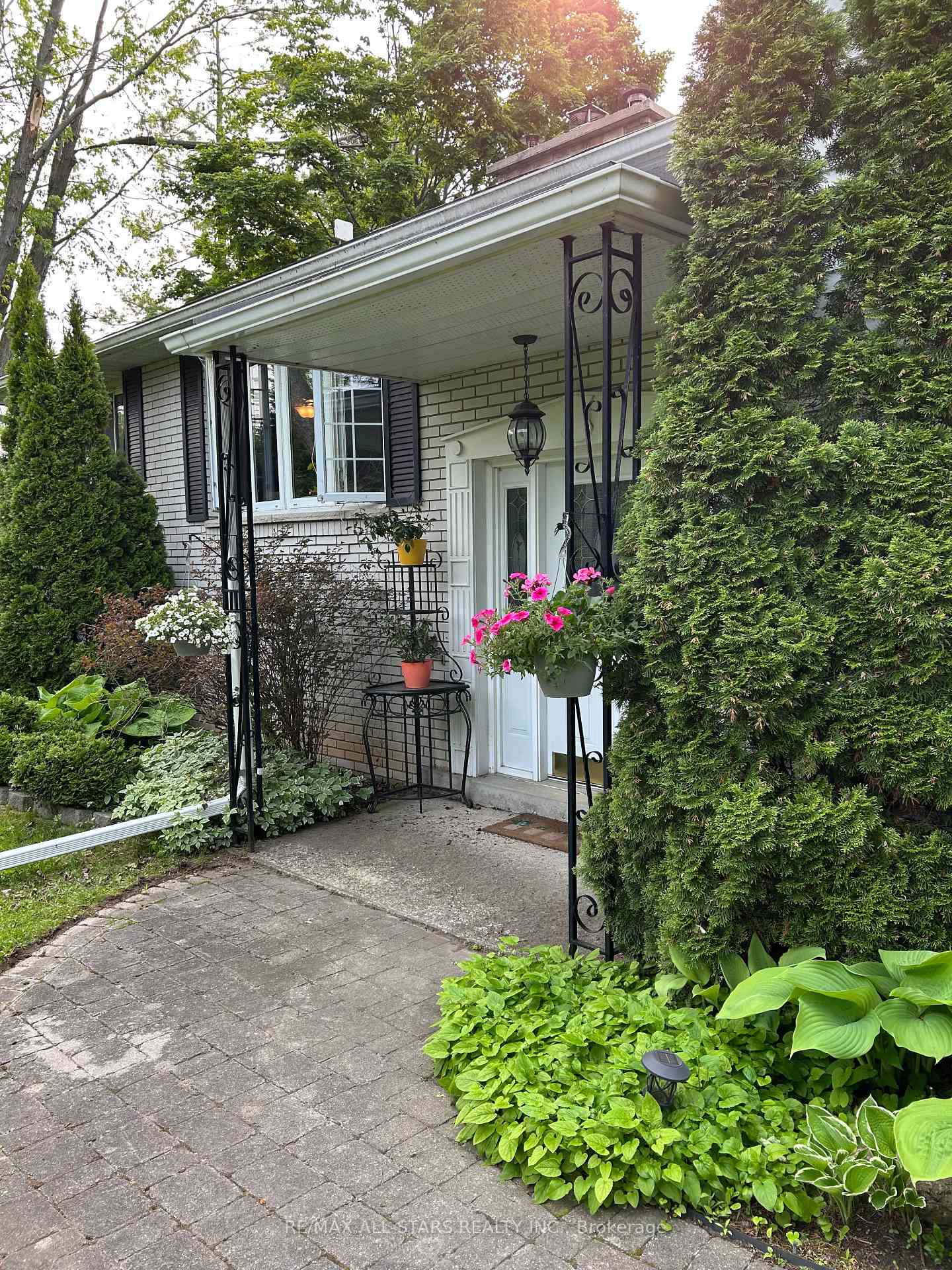 Photo 6 of 137 Anderson Drive, Kawartha Lakes, Fenelon — HOMEH