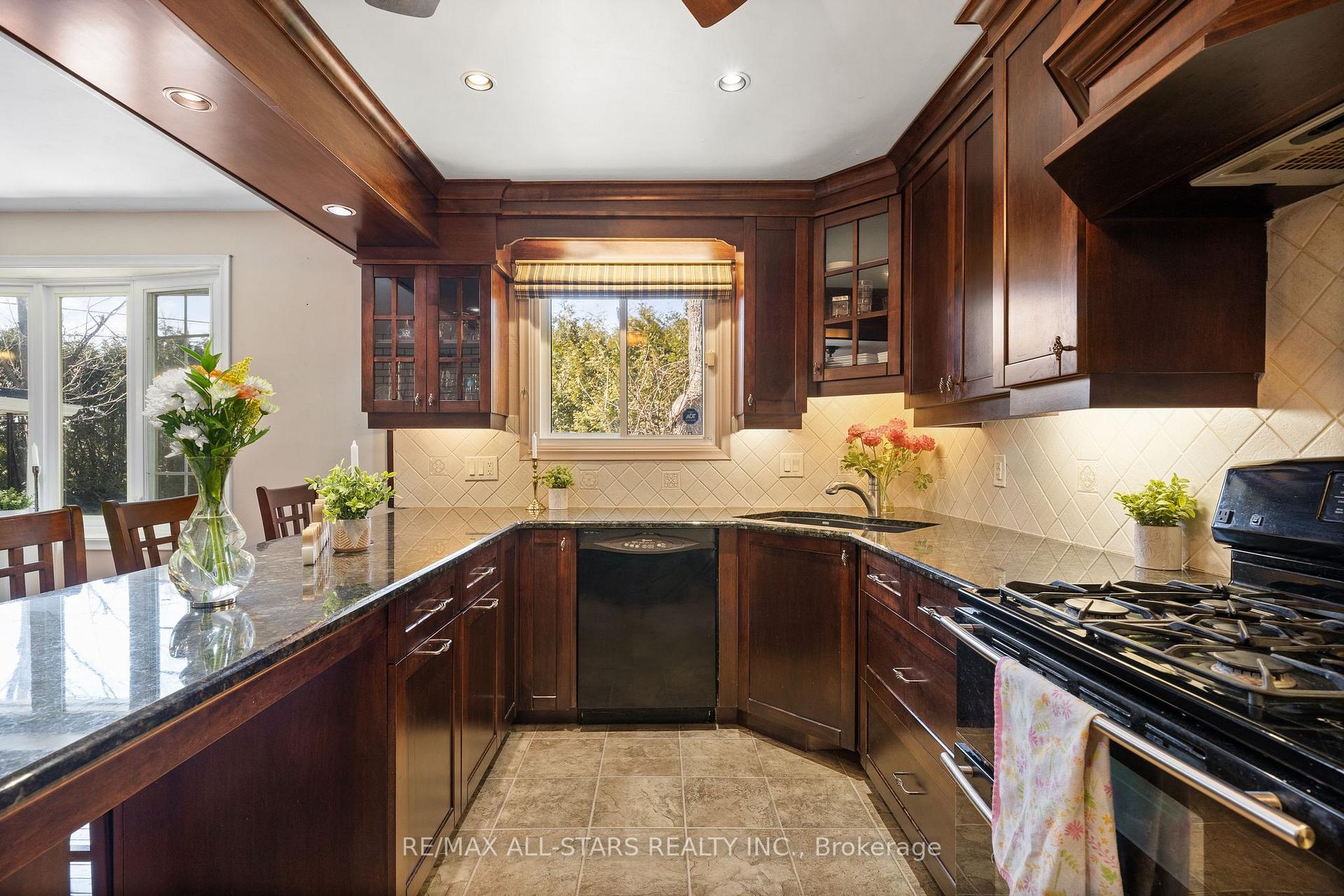 Photo 14 of 137 Anderson Drive, Kawartha Lakes, Fenelon — HOMEH