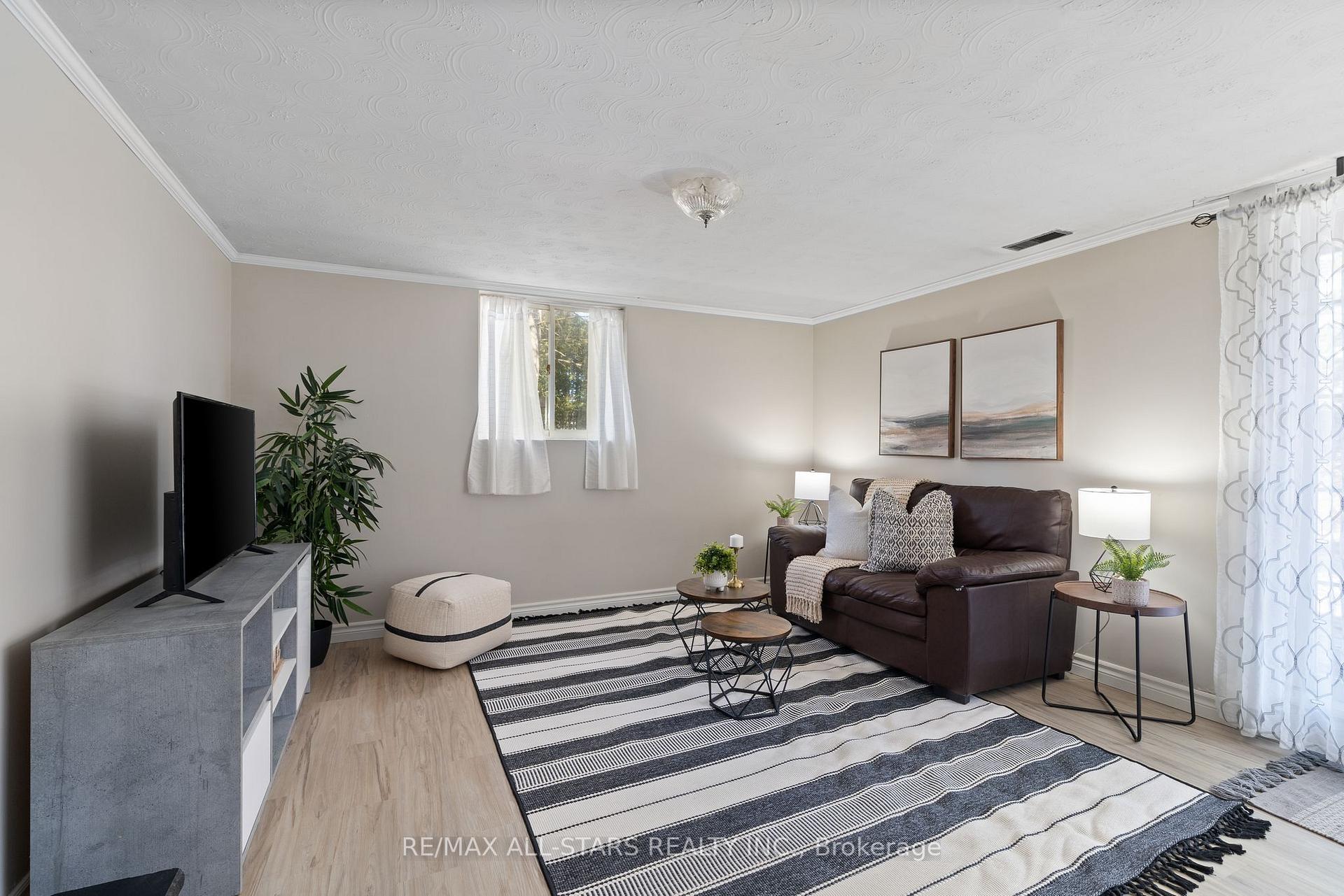 Photo 27 of 137 Anderson Drive, Kawartha Lakes, Fenelon — HOMEH