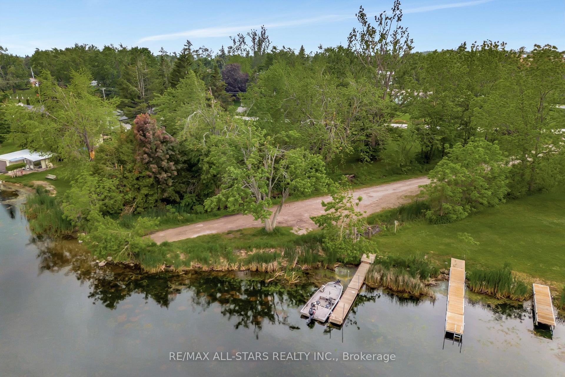 Photo 41 of 137 Anderson Drive, Kawartha Lakes, Fenelon — HOMEH
