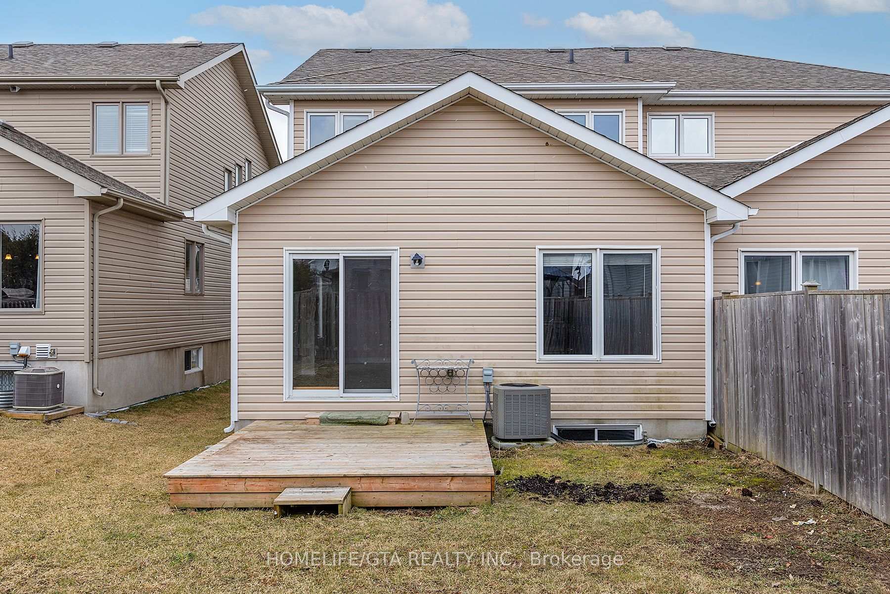 Photo 8 of 1204 Carfa Crescent, Kingston, City Northwest — HOMEH