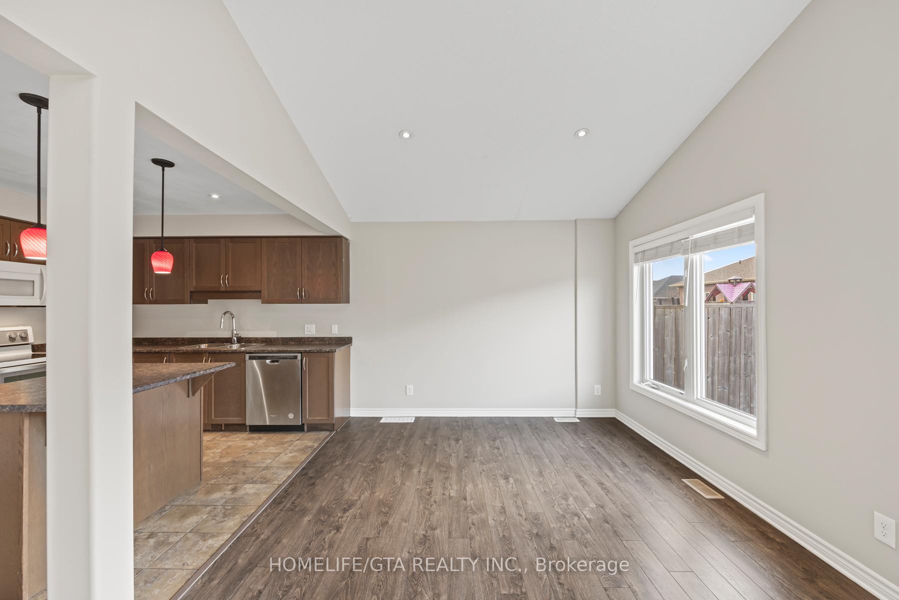 Photo 20 of 1204 Carfa Crescent, Kingston, City Northwest — HOMEH
