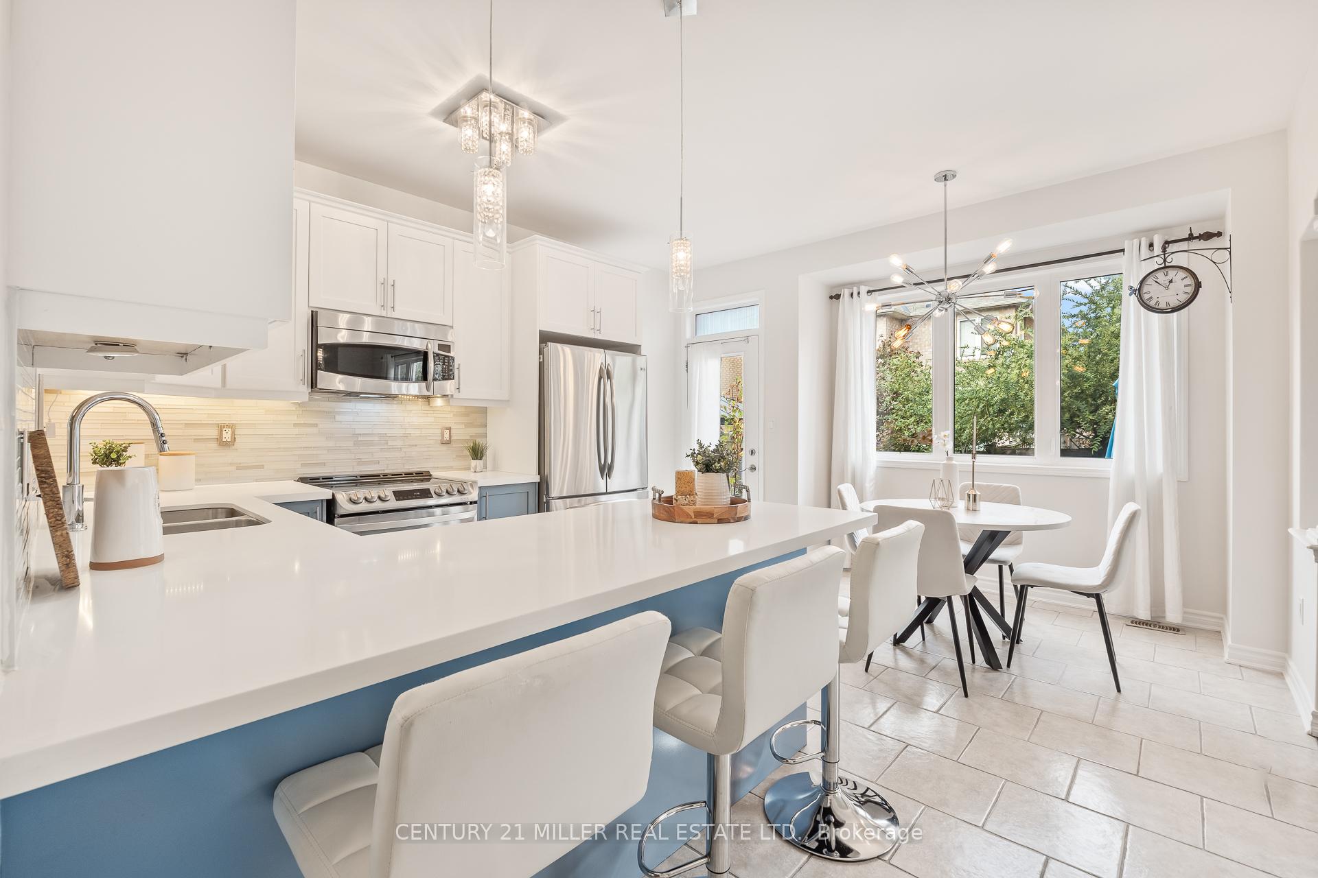 Photo 14 of 740 Casarin Crescent, Milton, Coates — HOMEH
