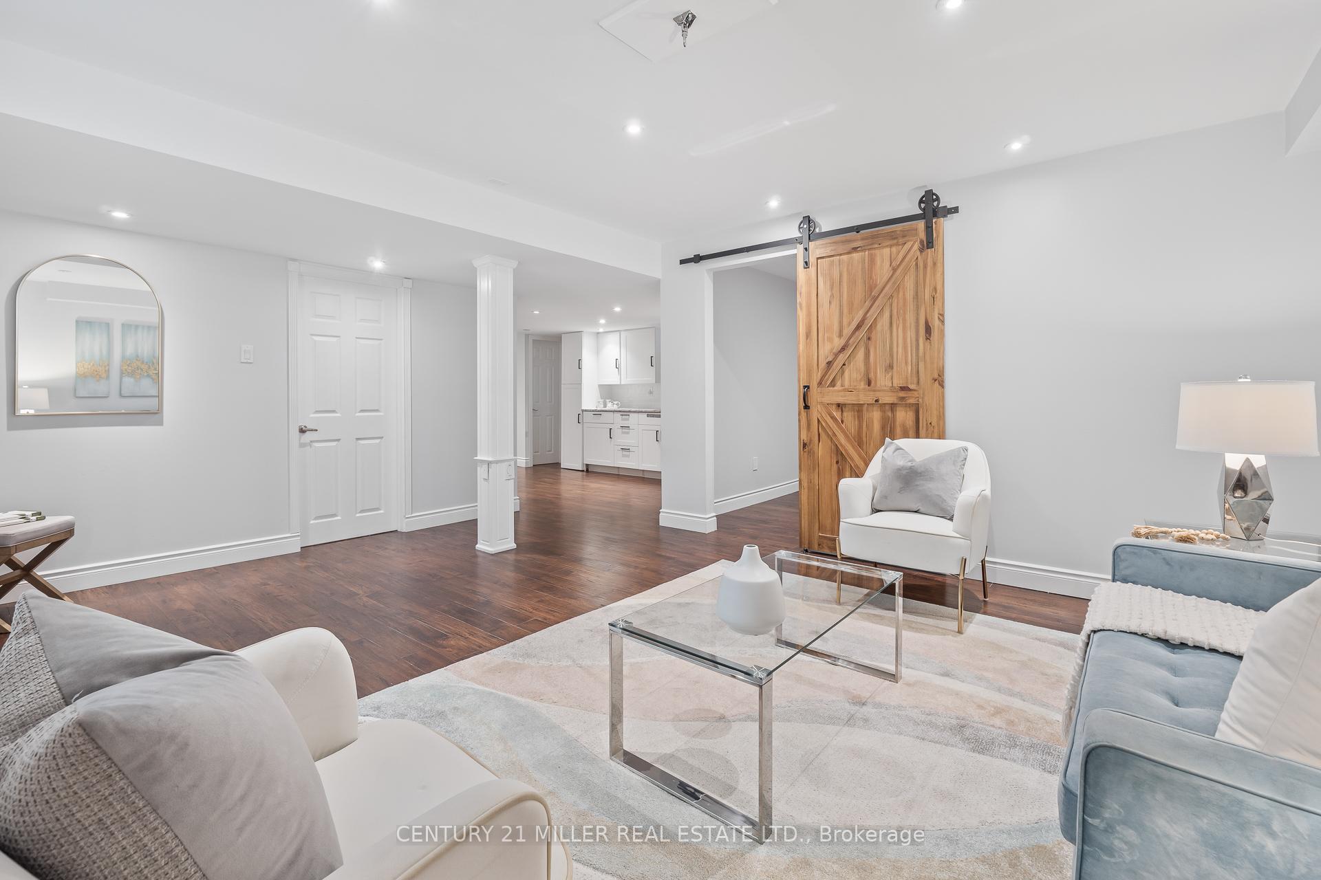 Photo 32 of 740 Casarin Crescent, Milton, Coates — HOMEH