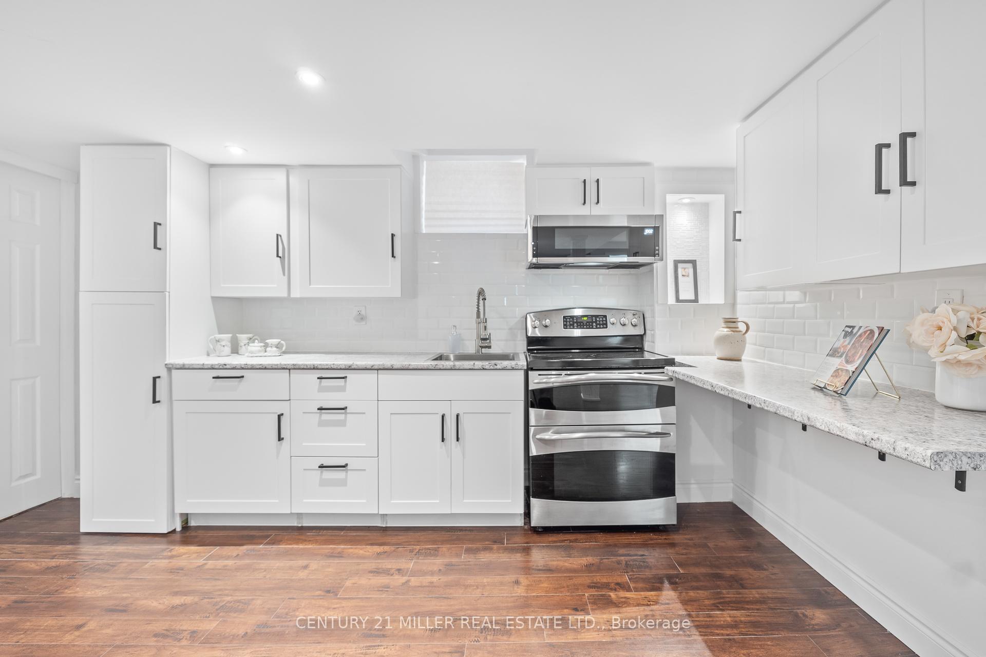 Photo 35 of 740 Casarin Crescent, Milton, Coates — HOMEH