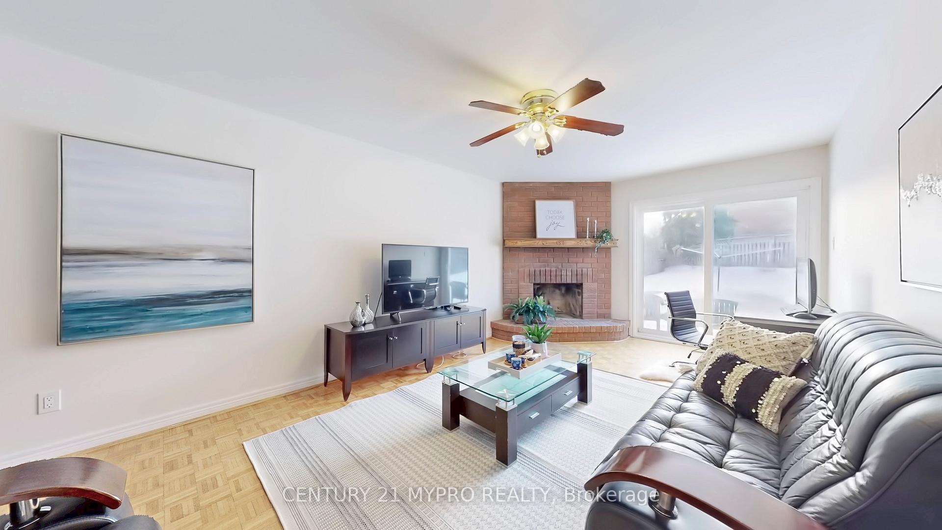 Photo 11 of 4 Mallory Avenue, Markham, Milliken Mills East — HOMEH
