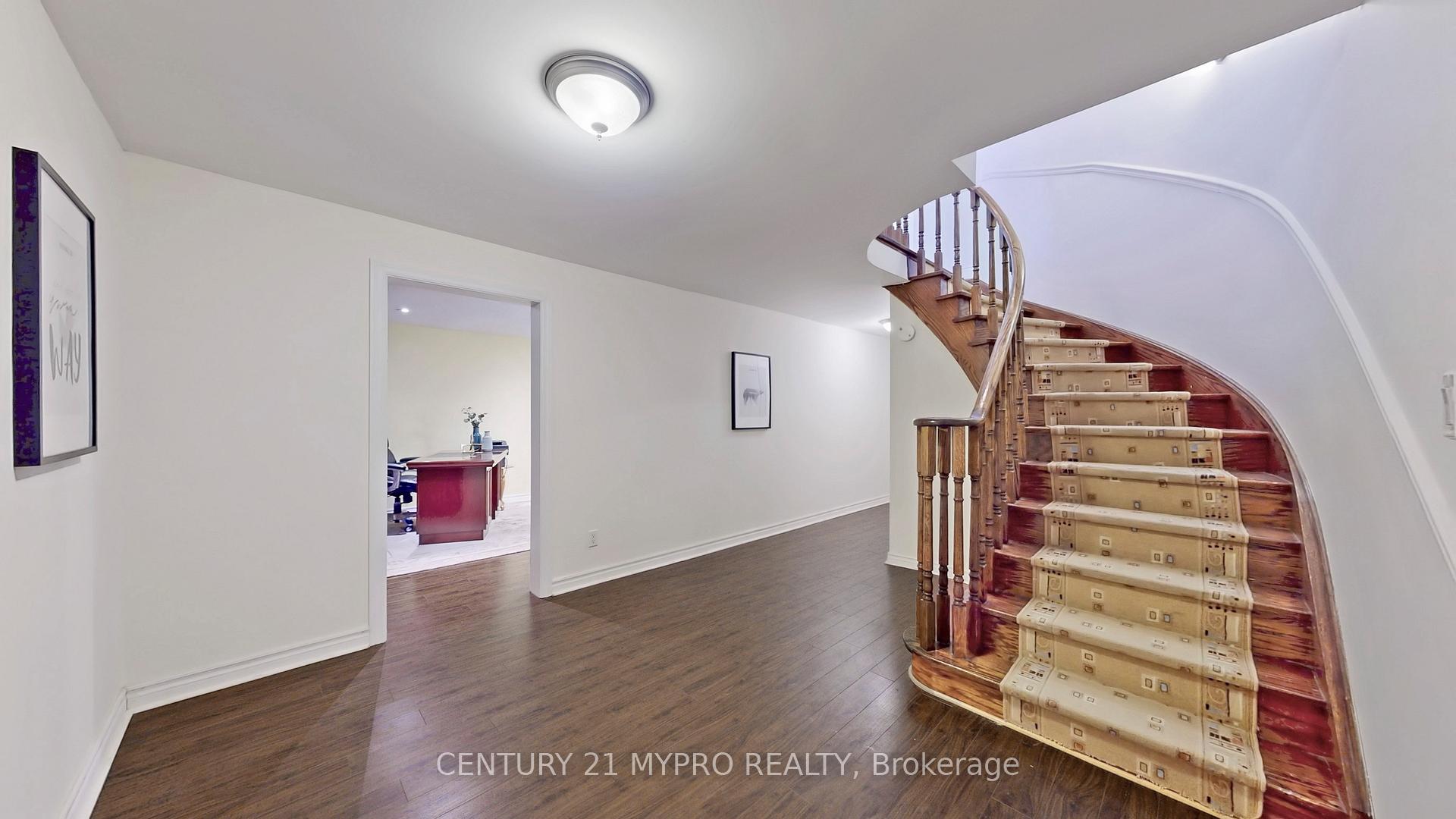 Photo 31 of 4 Mallory Avenue, Markham, Milliken Mills East — HOMEH