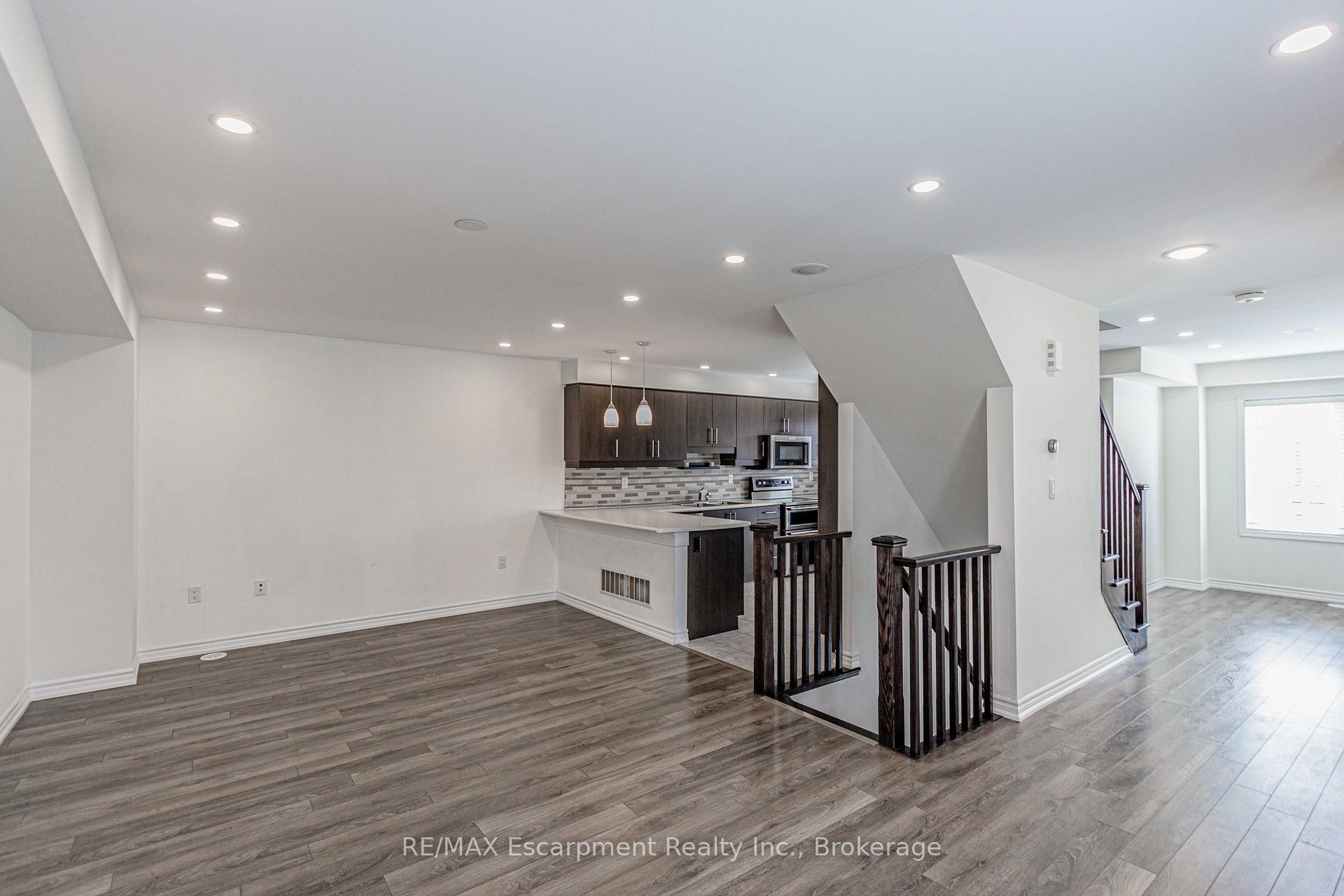 Photo 8 of 555 Allport Gate, Milton, Clarke — HOMEH