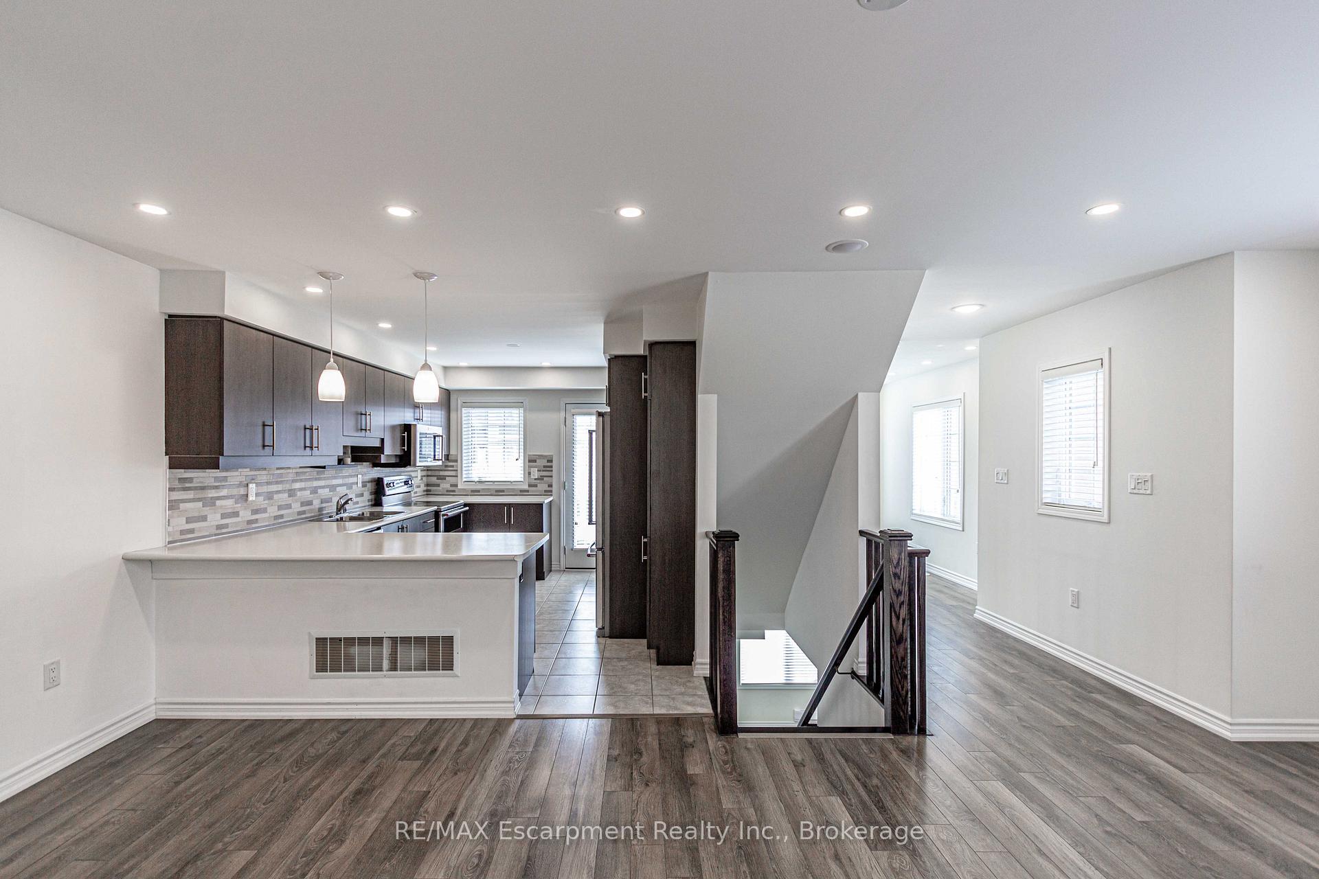 Photo 10 of 555 Allport Gate, Milton, Clarke — HOMEH