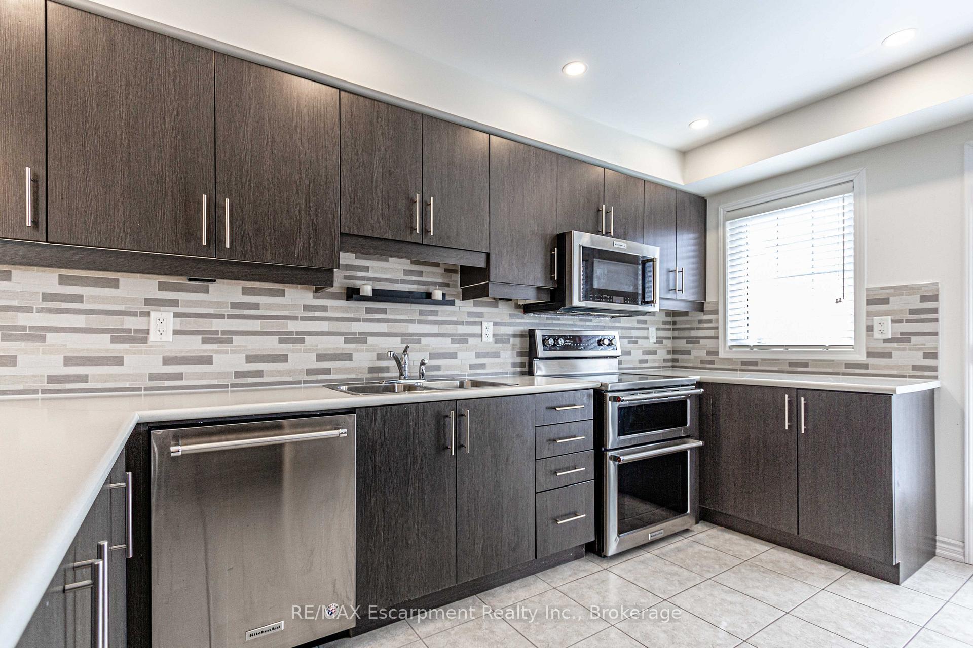Photo 12 of 555 Allport Gate, Milton, Clarke — HOMEH