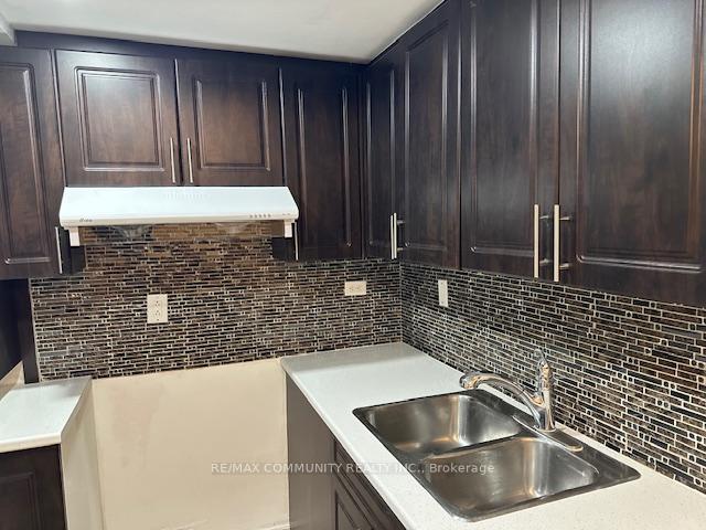Photo 2 of Unit Bsmt, 154 Rizal Avenue, Markham, Box Grove — HOMEH