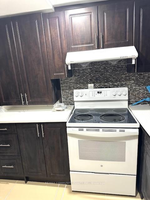 Photo 5 of Unit Bsmt, 154 Rizal Avenue, Markham, Box Grove — HOMEH