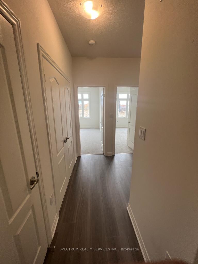 Photo 13 of 365 Skinner Road, Hamilton, Waterdown — HOMEH