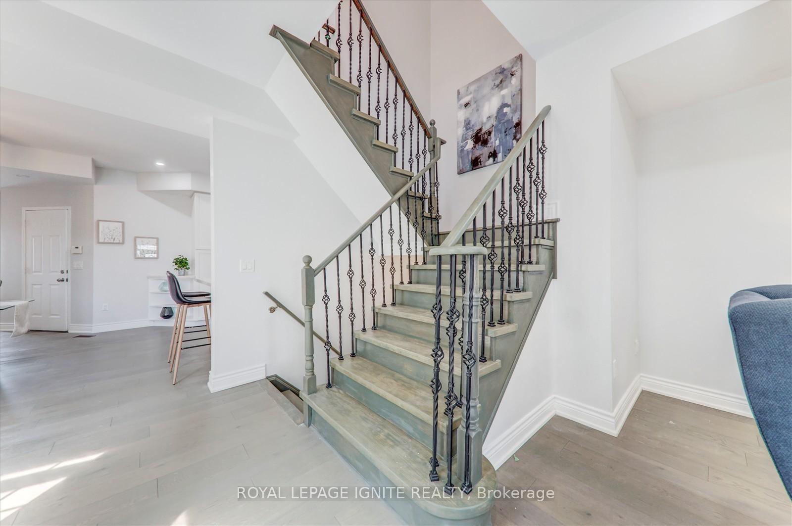 Photo 10 of 340 Bur Oak Avenue, Markham, Berczy — HOMEH