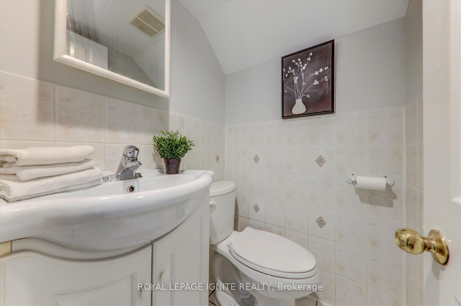 Photo 36 of 340 Bur Oak Avenue, Markham, Berczy — HOMEH