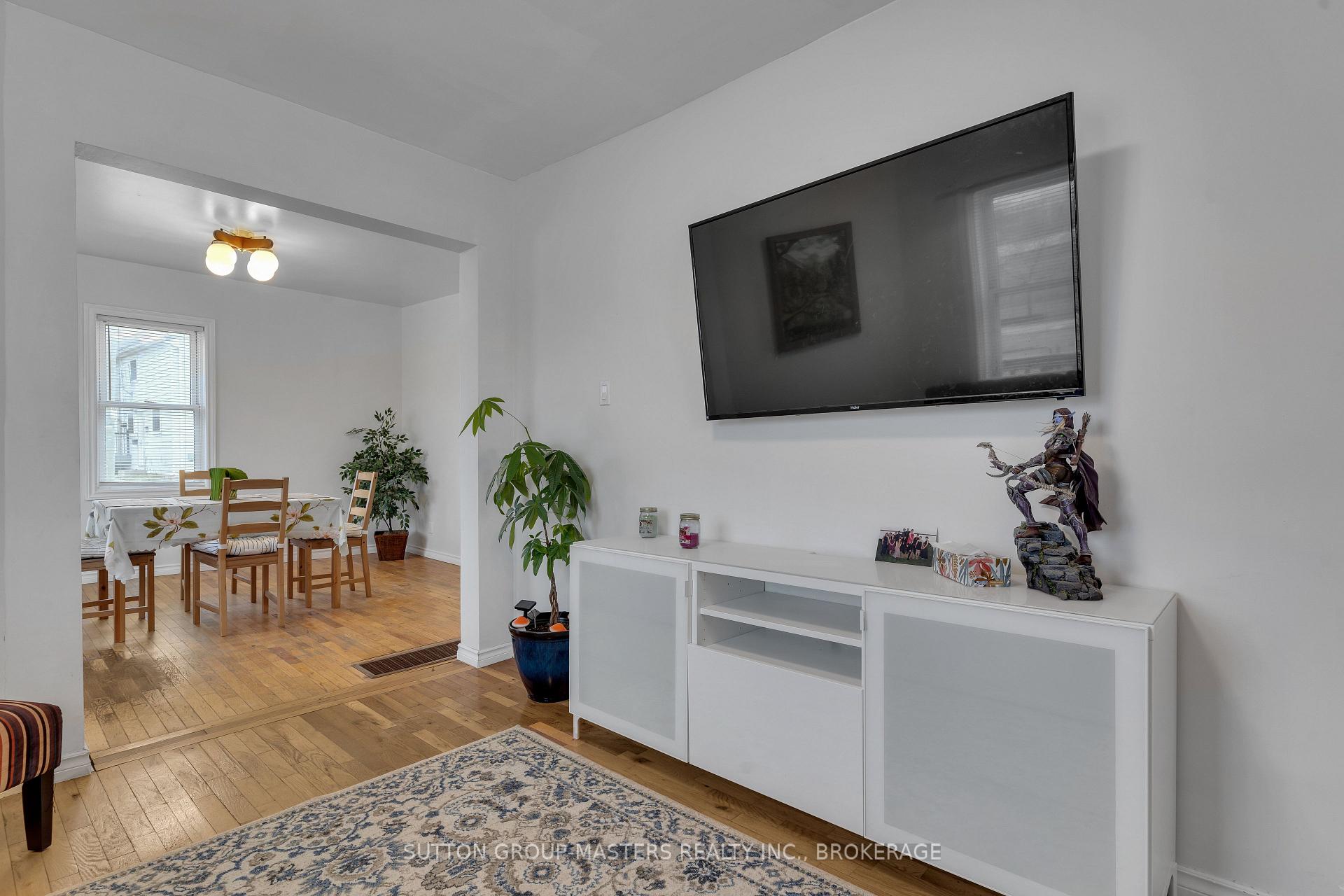 Photo 5 of 129 Concession Street, Kingston, East of Sir John A. Blvd — HOMEH