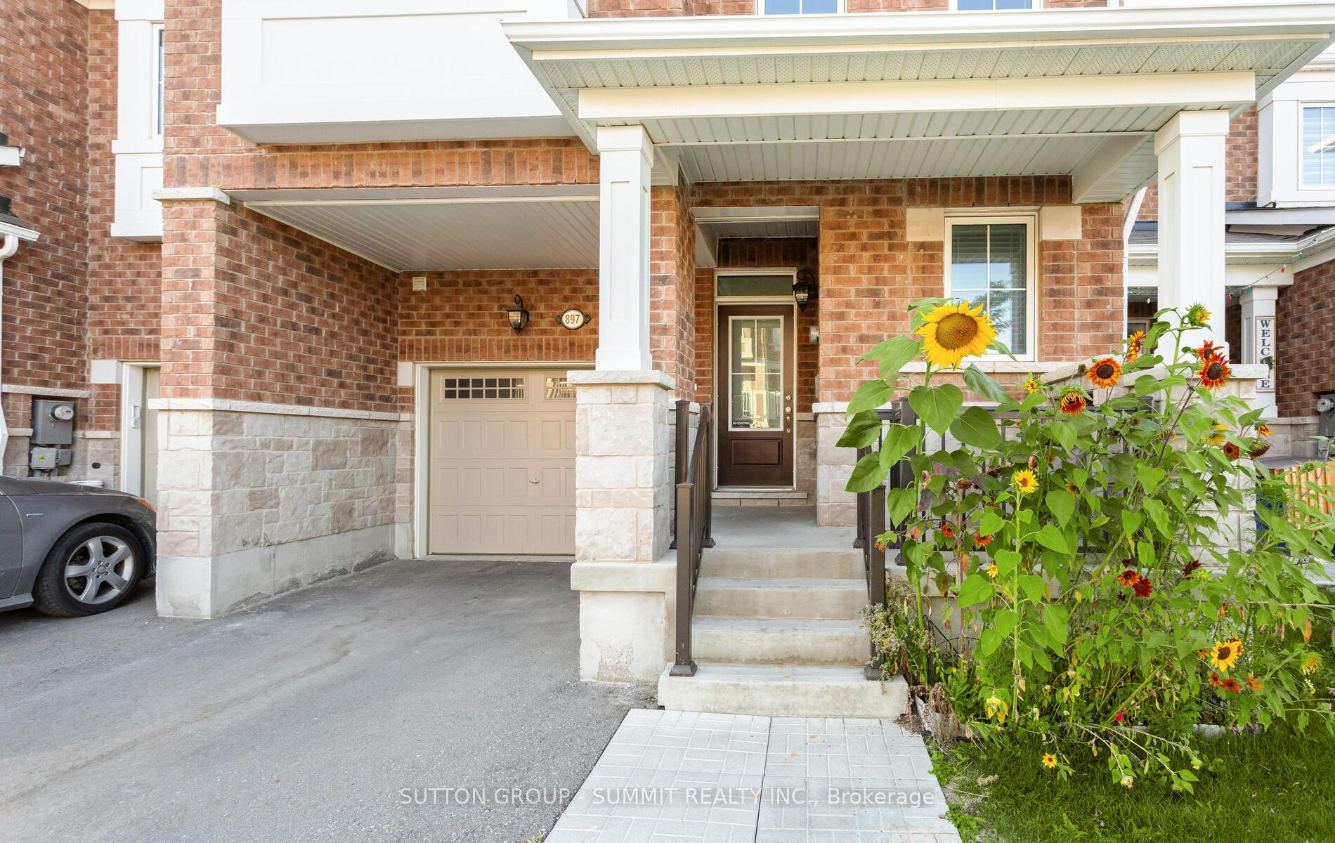 Photo 2 of 897 Ash Gate, Milton, Cobban — HOMEH