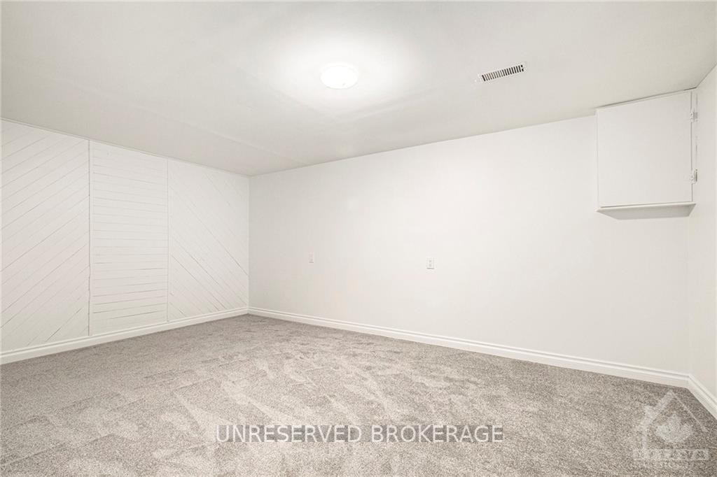 Photo 19 of 10 Melanie Crescent, Ottawa, Kanata - Glencairn/Hazeldean — HOMEH