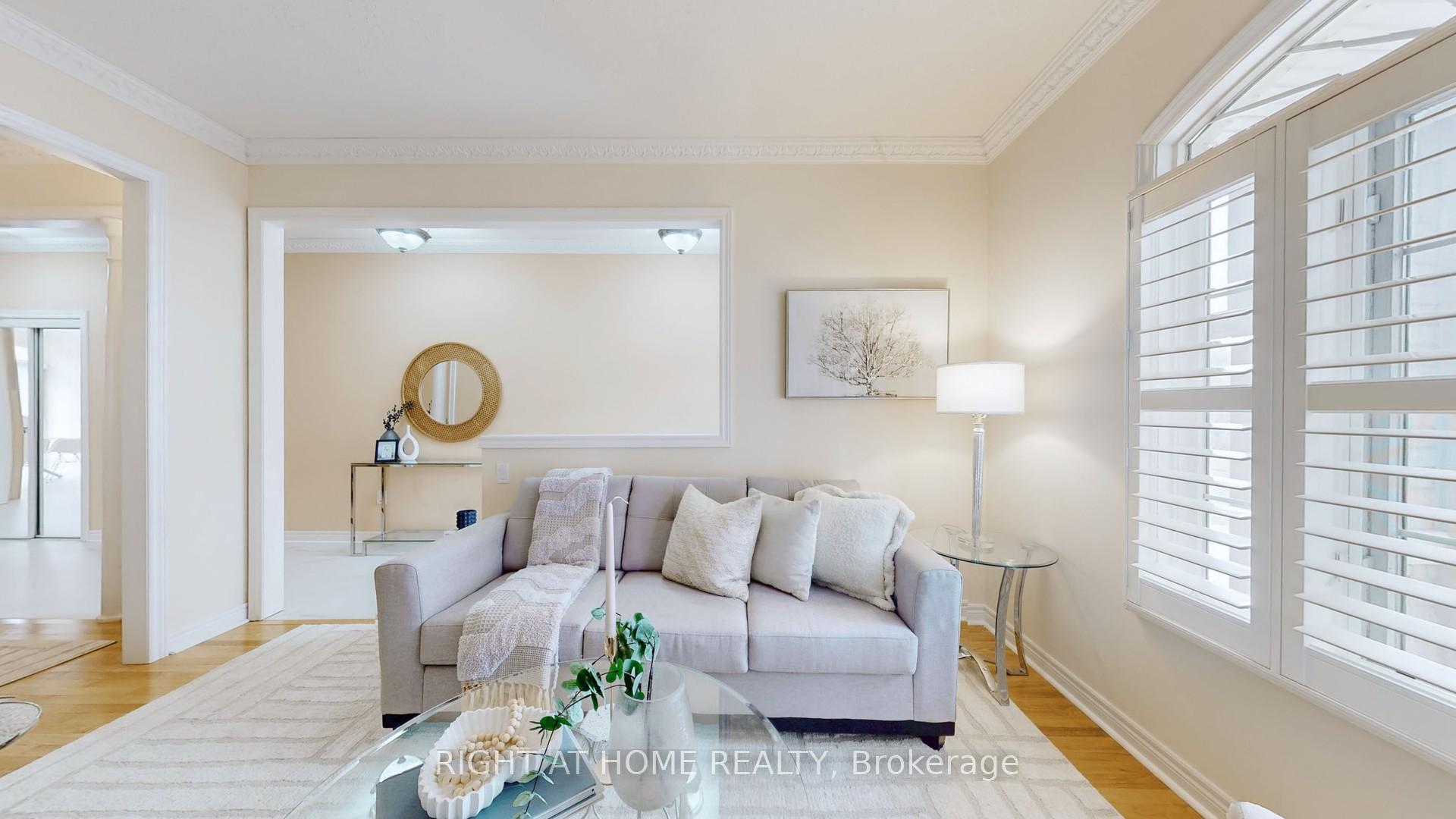 Photo 8 of 352 Castan Avenue, Markham, Village Green-South Unionville — HOMEH