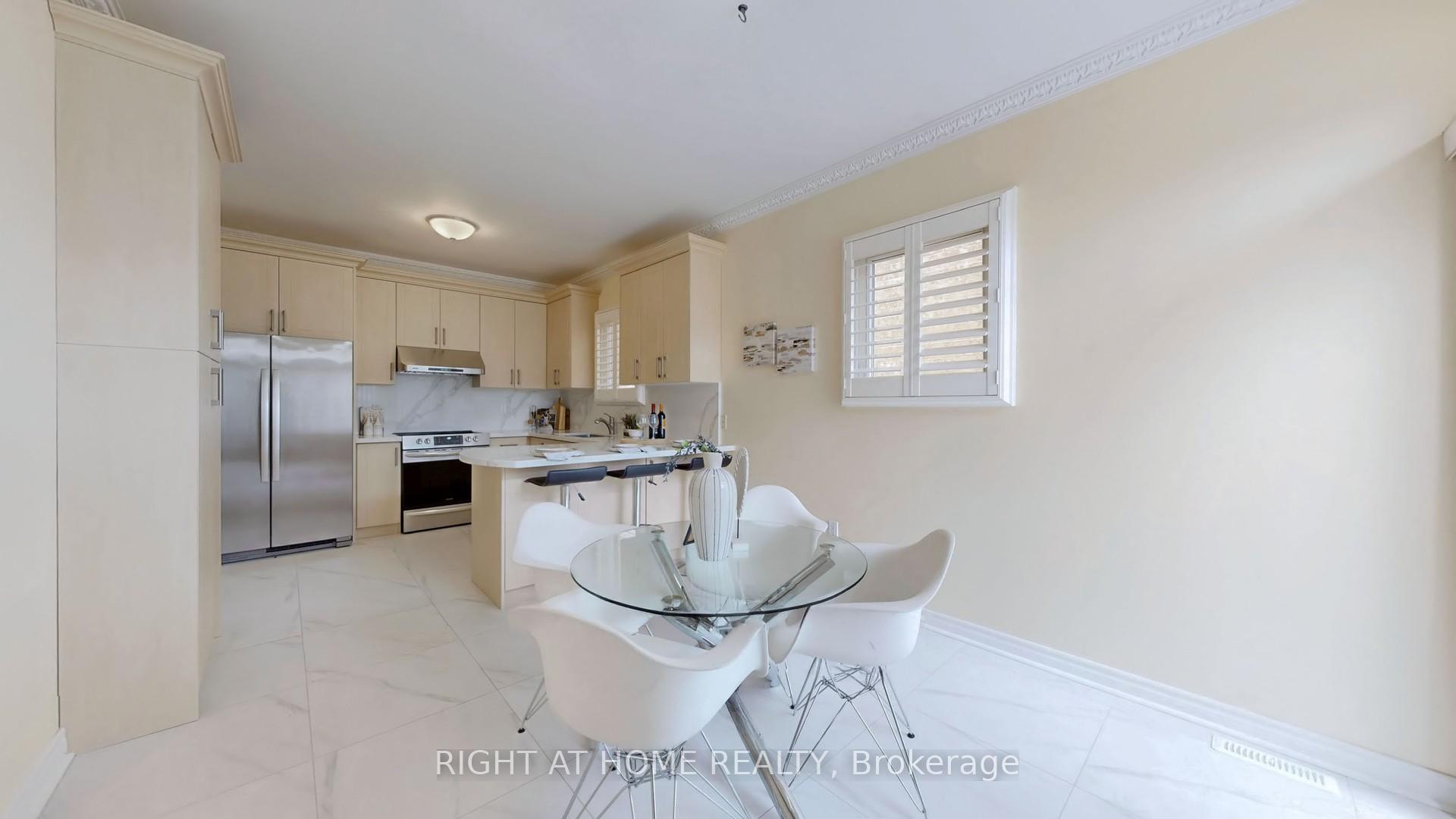 Photo 17 of 352 Castan Avenue, Markham, Village Green-South Unionville — HOMEH