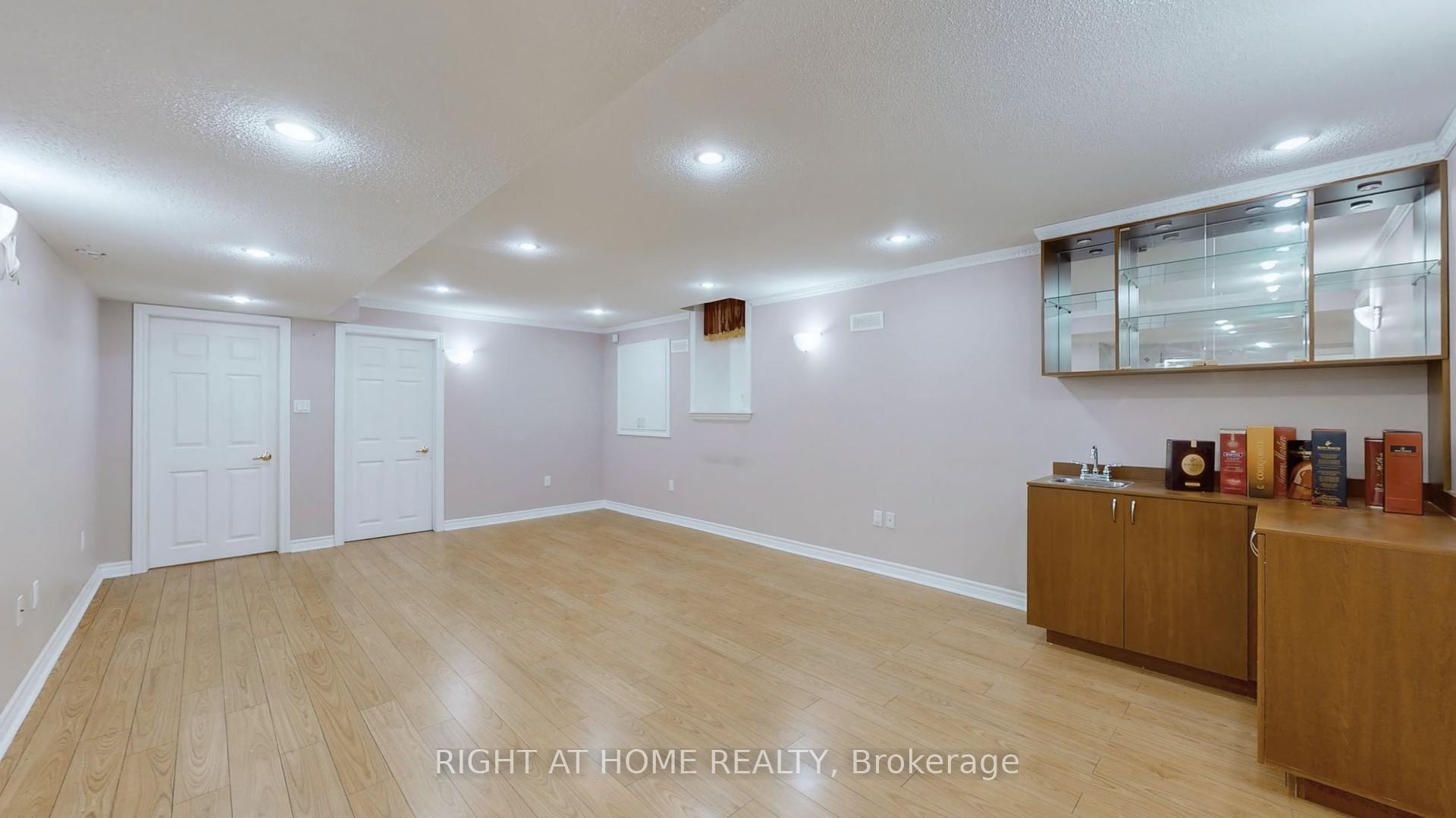 Photo 32 of 352 Castan Avenue, Markham, Village Green-South Unionville — HOMEH