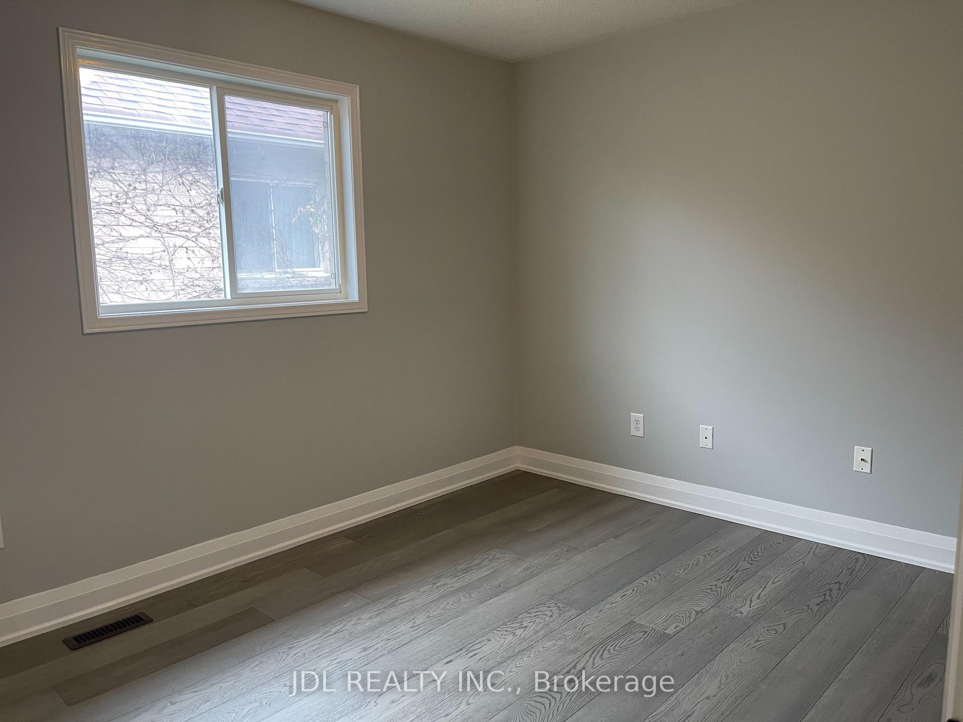 Photo 12 of 786 Caboto Trail, Markham, Village Green-South Unionville — HOMEH