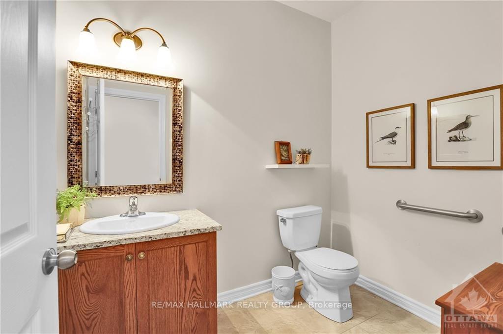 Photo 16 of 120 Passageway, Ottawa, Kanata - Bridlewood — HOMEH