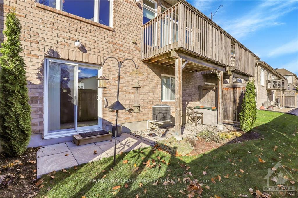 Photo 23 of 120 Passageway, Ottawa, Kanata - Bridlewood — HOMEH