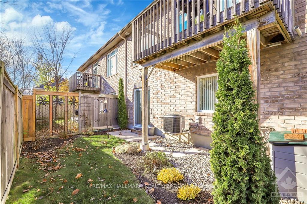 Photo 24 of 120 Passageway, Ottawa, Kanata - Bridlewood — HOMEH