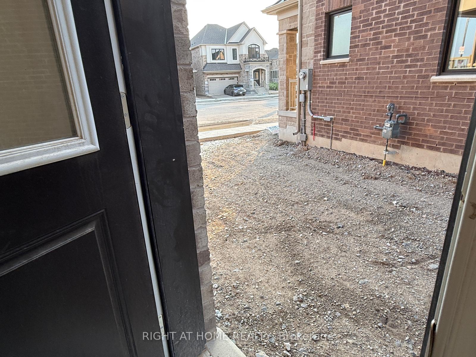 Photo 14 of 1595 Savoline Boulevard, Milton, Walker — HOMEH