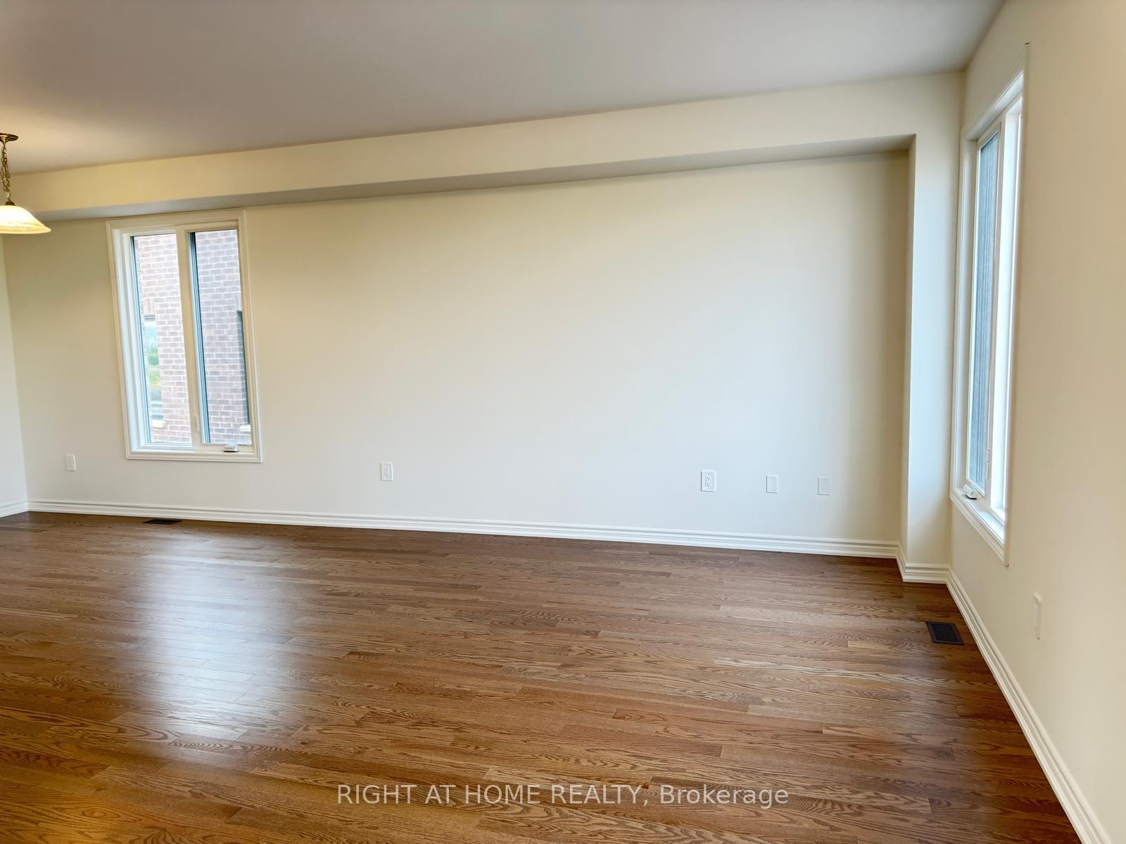 Photo 7 of 1595 Savoline Boulevard, Milton, Walker — HOMEH