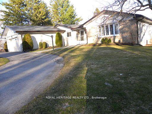 Photo 1 of 111 Beehive Drive, Kawartha Lakes, Fenelon — HOMEH