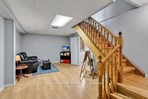 Photo 19 of 111 Beehive Drive, Kawartha Lakes, Fenelon — HOMEH