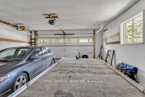 Photo 23 of 111 Beehive Drive, Kawartha Lakes, Fenelon — HOMEH