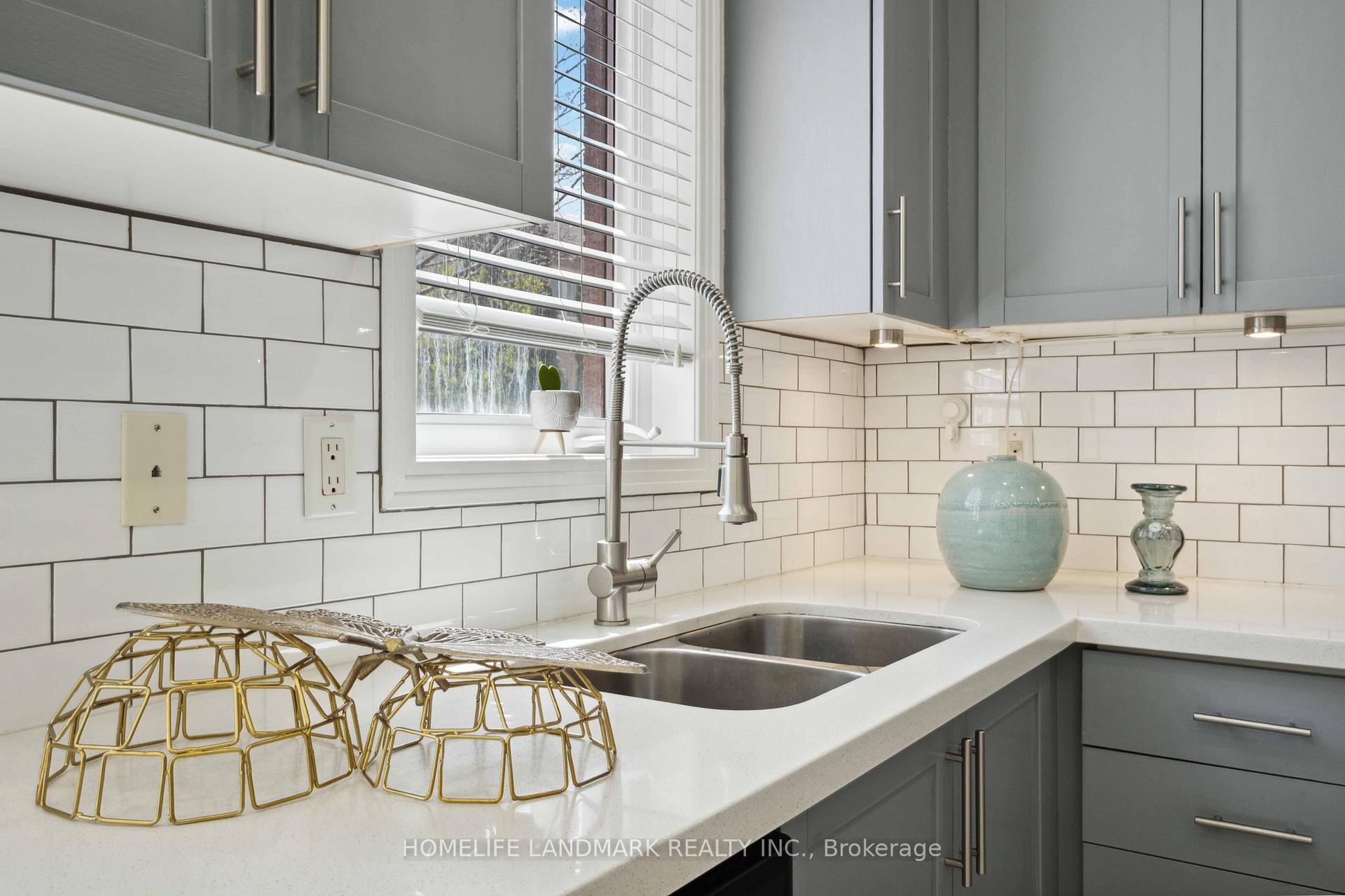 Photo 11 of 27 Sanderson Road, Markham, Cachet — HOMEH